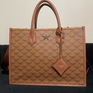 MCM Lauretos Kimmel Tote Bag